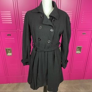 Owind Black Peacoat Size Medium NWT